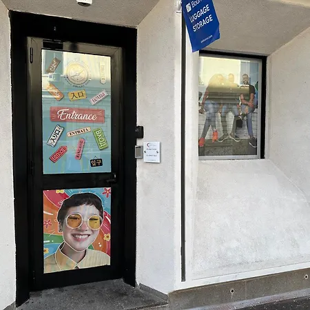 Cconforthotels Host *