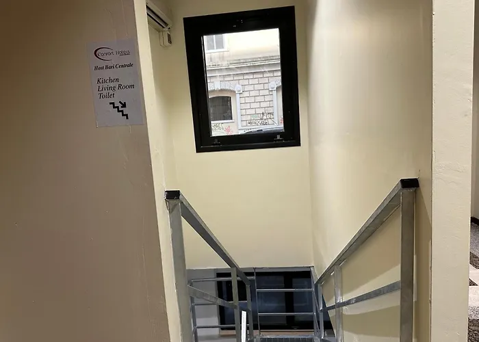 Cconforthotels Host בארי