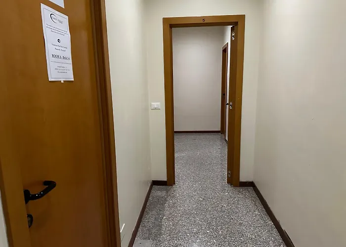 호스텔 Cconforthotels Host *