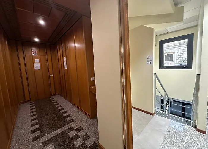 ホステル Cconforthotels Host